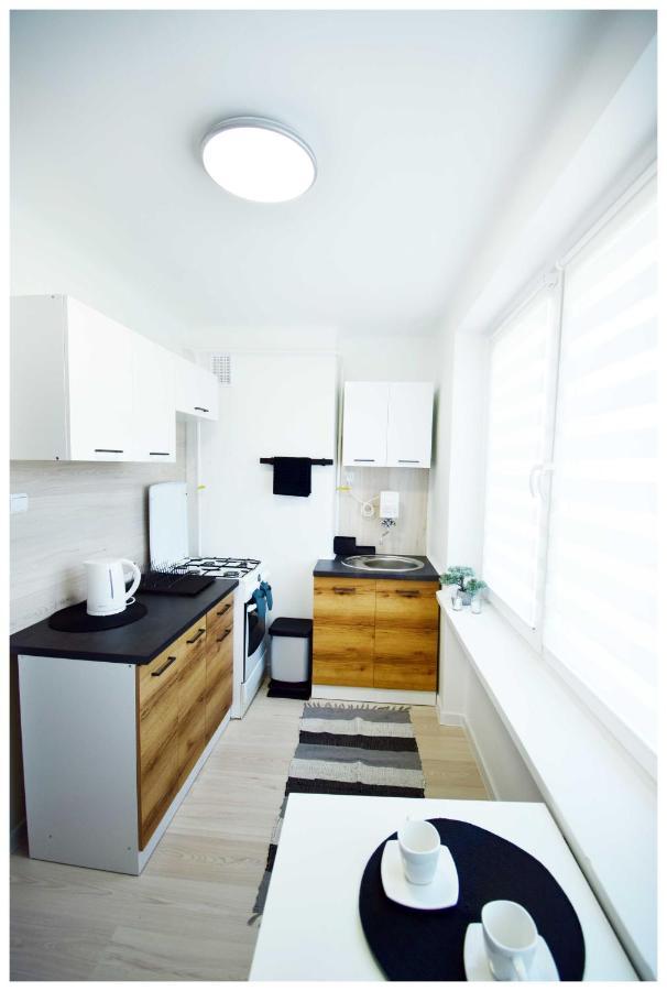 Color24 Centrum Nisko Apartamento Exterior foto
